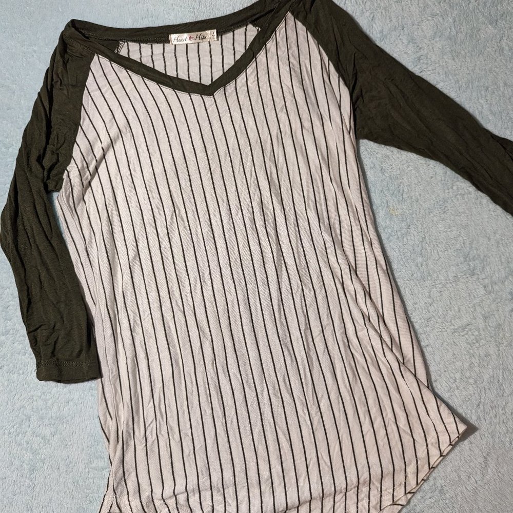Hearts and Hips Lightweight Baseball Tee